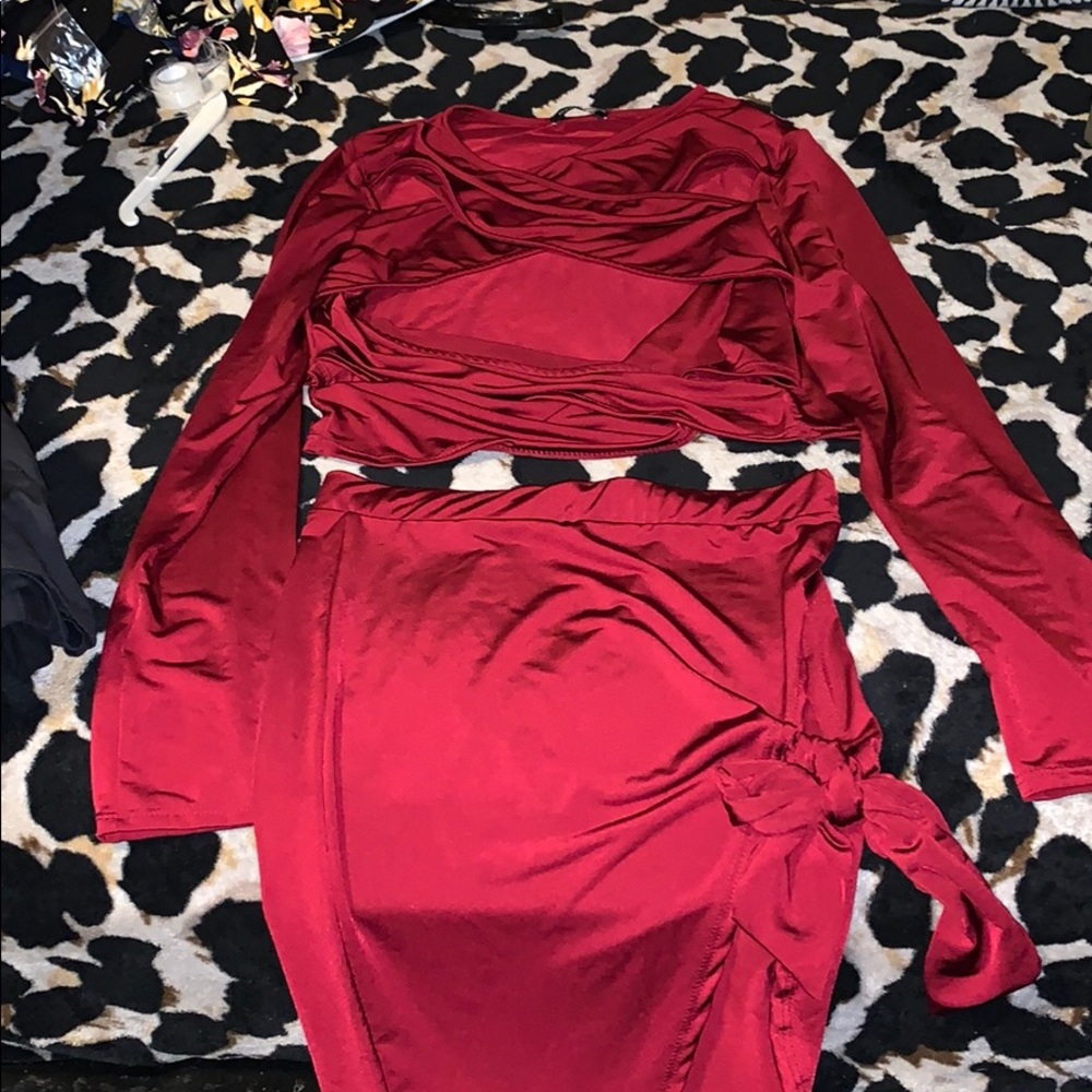 Fashion nova Crop top with skirt
